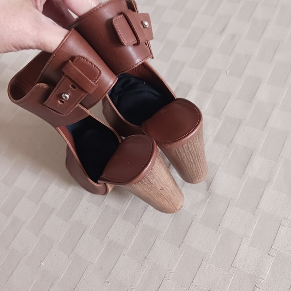 Vince Addie Leather Peep Toe Slingback Booties - Picture 12 of 16